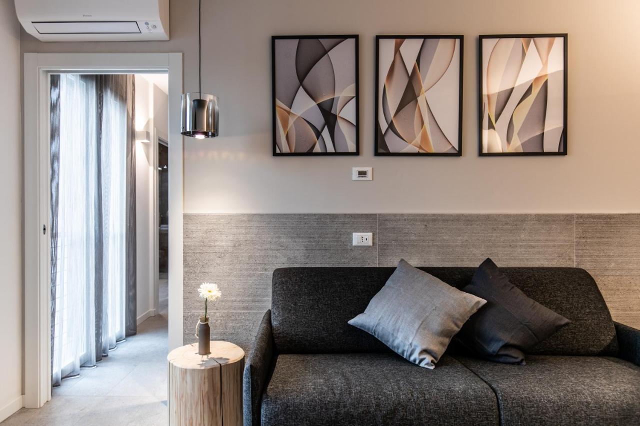 Sei Garda Apartments Peschiera del Garda Bagian luar foto
