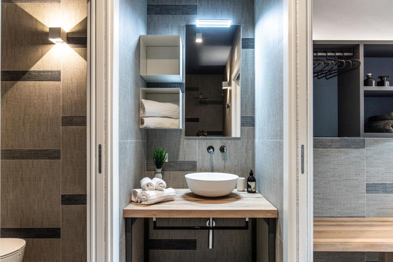 Sei Garda Apartments Peschiera del Garda Bagian luar foto