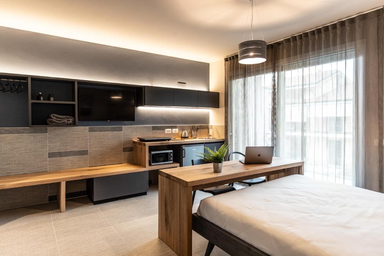 Sei Garda Apartments Peschiera del Garda Bagian luar foto