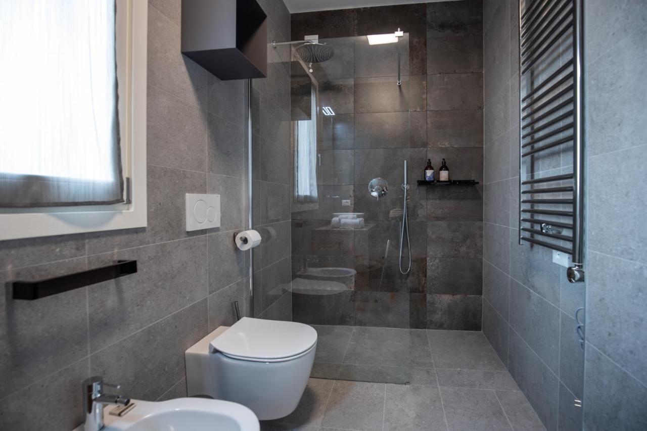 Sei Garda Apartments Peschiera del Garda Bagian luar foto